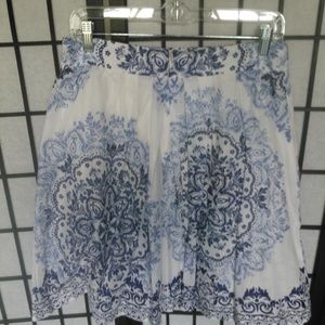Boston Proper swingy medallion skirt, size 8